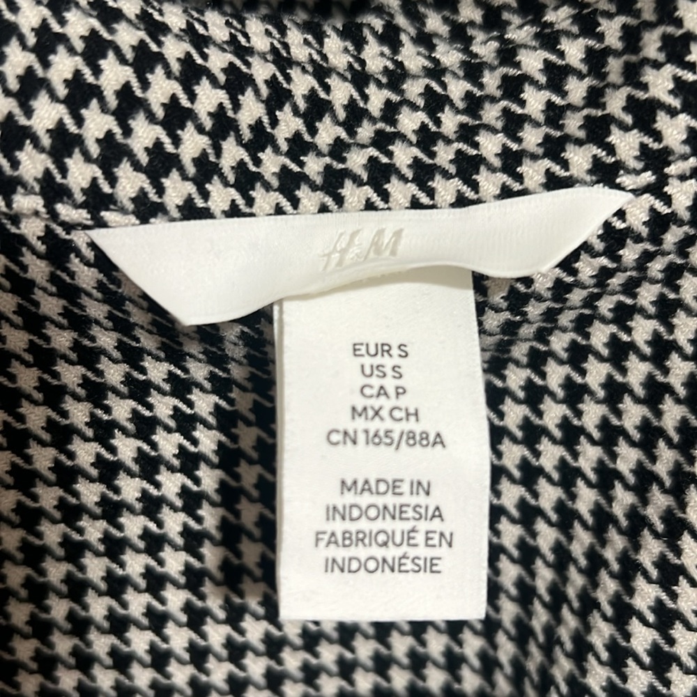 H&M Houndstooth Pattern Shacket - image 2